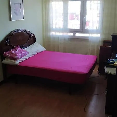 Habitacion Χιχόν